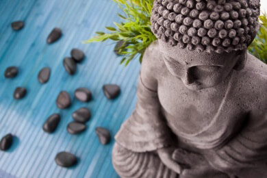 Meditation und Achtsamkeit im Alltag - warum Buddhismus glücklich macht