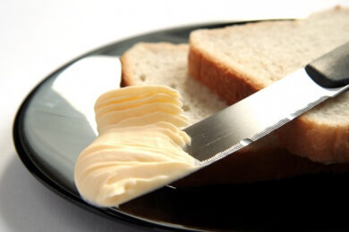 Margarine oder Butter - Was hinter den gängigsten Alternativen bei Lebensmitteln steckt