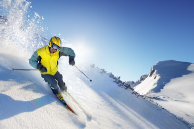 Fit in den Wintersport - Skigymnastik und gute Ausrüstung erhöhen den Pistenspaß