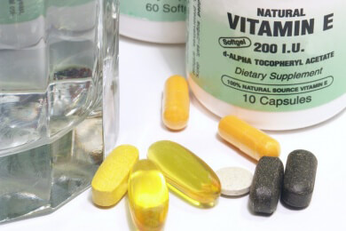 Gesundheitsfördernde Wirkung von Nahrungsergänzungsmitteln häufig nur leere Versprechen