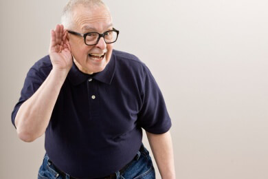 Hörverlust im Alter verändert möglicherweise sogar die Persönlichkeit