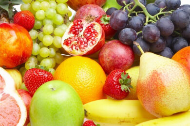 An Grundschulen soll es zukünftig nicht nur kostenlos Obst und Gemüse geben, sondern auch Milch