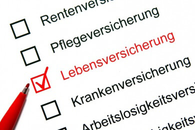 Finanzielle Vorsorge fürs Alter - Geldanlage und Risikoschutz trennen