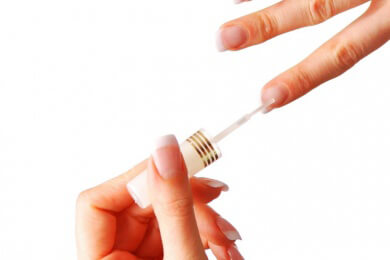 Ruck, zuck: Neue Produkte lassen Nagellack verschwinden