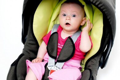 Kindersitze fürs Auto - diese Fehler sollten Eltern vermeiden