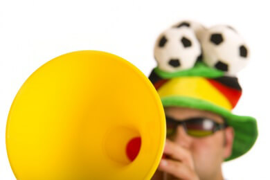 Trikot am Arbeitsplatz? - So lassen sich Probleme während der Fußball-WM vermeiden