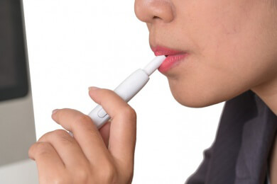 Dampfen im Trend - Jüngere Raucher stehen auf E-Zigaretten