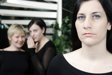 Anonymität in einer Gruppe verändert bei einigen die persönlichen Moralvorstellungen