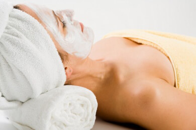 Zombie-Alarm! Beautymasken, die gruselig aussehen (aber ungemein effektiv sind)