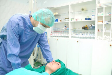 Lavendel, Avatar und Massagen: Neue Operationsmethoden nehmen Patienten die Angst