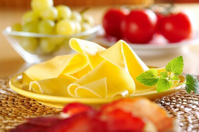 Käsebrot zur Muskelregeneration - ebenso gut wie Kohlenhdyrat- und Proteindrinks