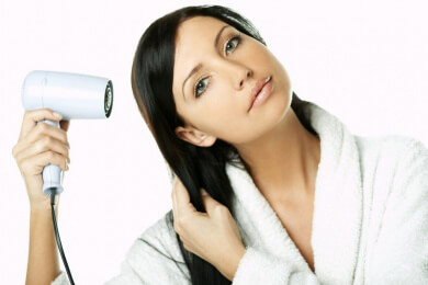 Was Sie beim Haare trocknen beachten sollten