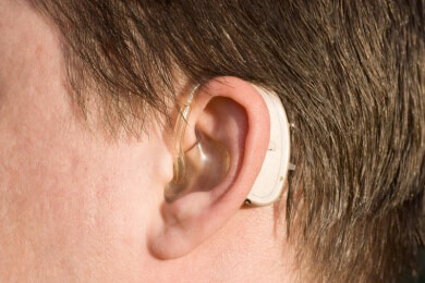Bei HIV-Infektion droht Schwerhörigkeit