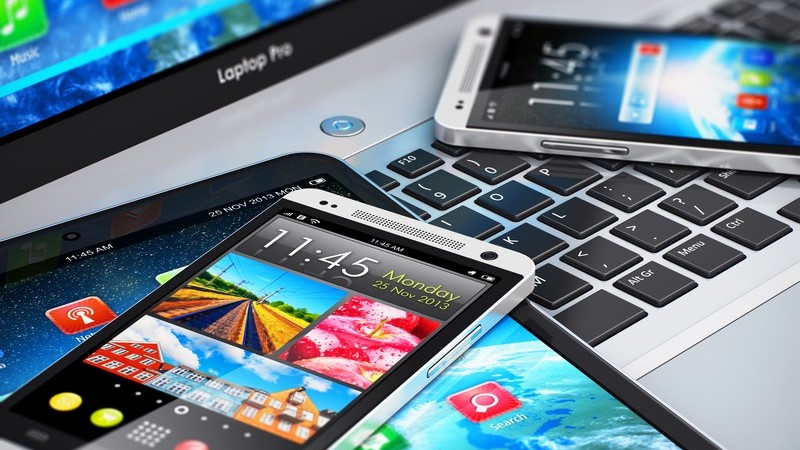 Moderne Mobilfunktgeräte - Smartphones, Tablet und Notebook