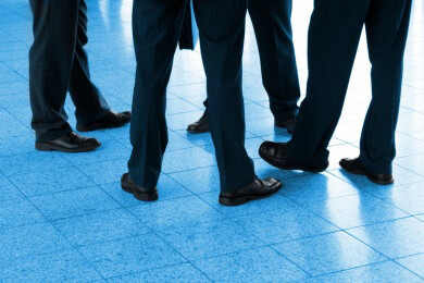 Small Talk kann man lernen - Tipps für lockere und anregende Gespräche