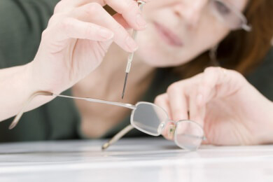 Deutsche vertrauen ihrem Augenoptiker: Umsatz der Branche steigt