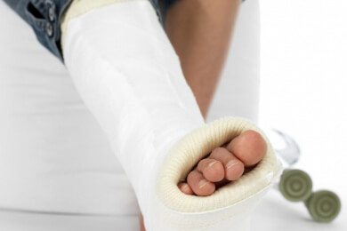 Der Schmerz ist groß wenn Kinder Knochenbrüche erleiden, die Folgen meist nicht