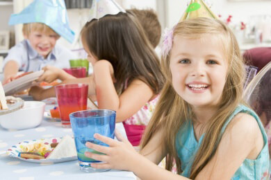 Wie Sie typische Krisen beim Kindergeburtstag meistern