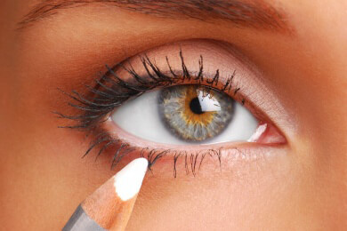 Studie: Warum Eyeliner den Augen schaden kann