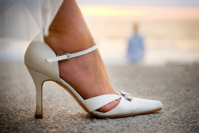 High Heels, Cut-Out Boots & Co.: Schuhtrends für die Hochzeit
