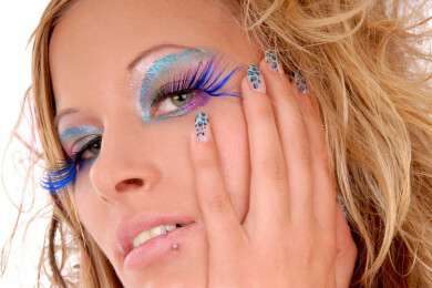 Feeling blue: Make-Up in Blautönen