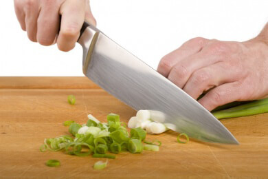 Küchenmesser und Besteck richtig reinigen - nicht alles darf in die Spülmaschine