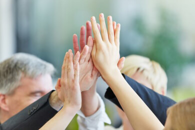 Mitarbeiter motivieren - Anerkennung wirkt besser als Lob und Prämien