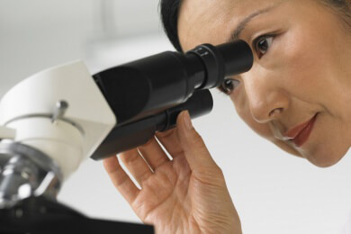 Neuer Therapieansatz gegen Krebs: zwei Enzyme sollen gehemmt werden