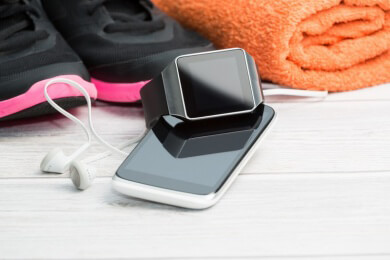 Fitness-Armband, Fitness-Schuhe und Co.: Viele Deutsche folgen dem Trend