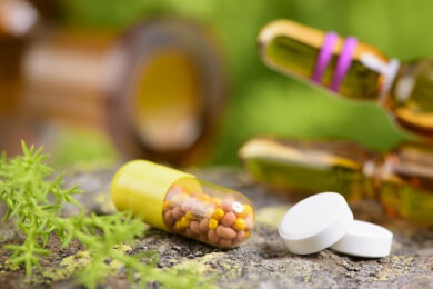 Vitamin E und Selen als Nahrungsergänzungsmittel schützen nicht vor Demenz