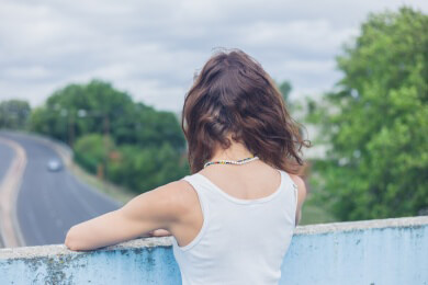 Lernschwäche und Suizid: besonders bei Frauen erhöht sich das Risiko auf Selbstmordversuche