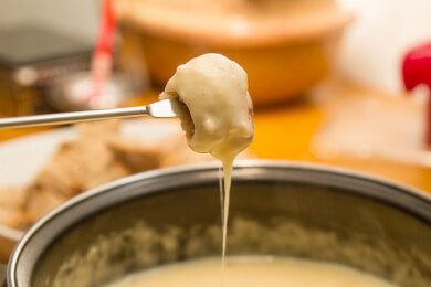 In der französischen Schweiz wird schon zum Frühstück Käsefondue serviert