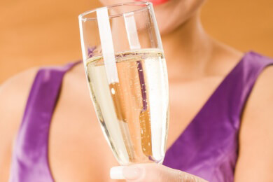 Erhöhtes Krebsrisiko bei Frauen auch durch wenig Alkohol