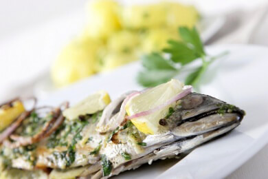 Fisch und Leber helfen bei Mangel an Vitamin-B-12