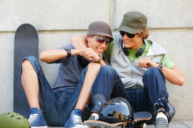 Räumliche Trennungen und Vertrauensbrüche sind oft schuld am Scheitern einer Freundschaft