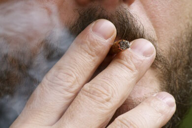 Wieviel ein Raucher monatlich bezahlt