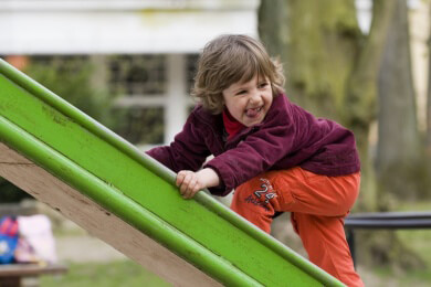 Wenn Kinder Würmer haben, sollte man auch häufiger das Bettzeug waschen