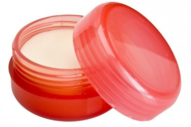 Zinksalbe als Lippenpflege oft besser als Fettstift