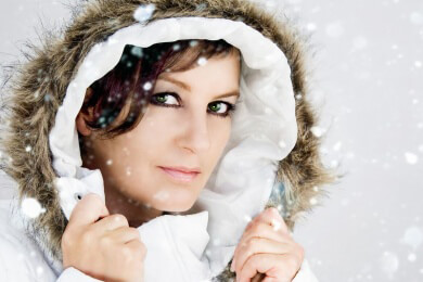 Im Winter keine zu enge Kleidung tragen, sonst drohen Erfrierungen