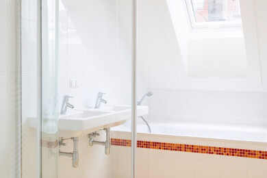 Wer hat Schuld bei Schimmelpilzen in der Wohnung?