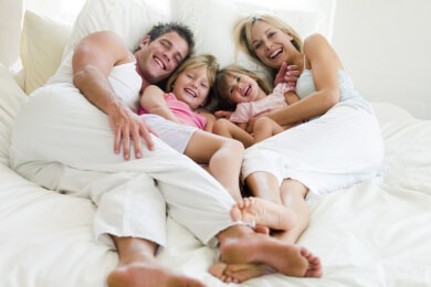 Berufstätige Eltern haben immer weniger Zeit für ihre Kinder