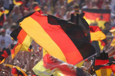 Spanien kickt Paraguay aus dem Turnier