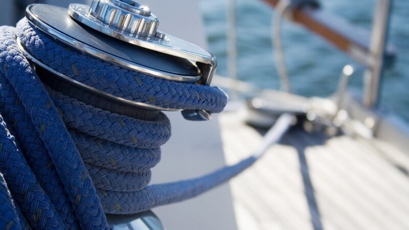 Nahaufnahme Seil auf Segelboot