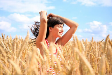 Burgau - Außergewöhnlicher Heiratsantrag im Weizenfeld