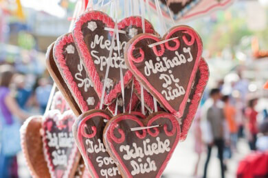 Auf zum Wiesn-Fest - Bayerische Gemütlichkeit lädt seit dem 18. September wieder zum Feiern ein