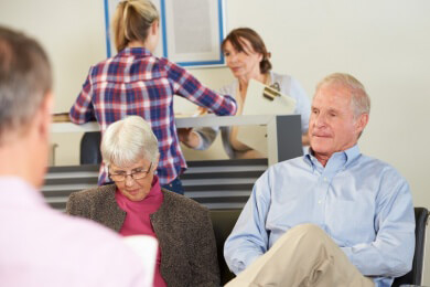 Eltern und Großeltern sollten ihren Impfschutz überprüfen, wenn Nachwuchs unterwegs ist