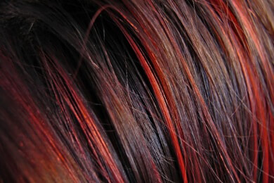 Haare gefärbt - danach hatte sie Brandblasen, Beulen und Narben im Gesicht