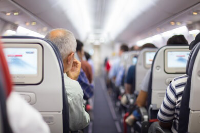 Vier Zentimeter mehr - Lufthansa bietet mehr Beinfreiheit