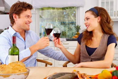 Lieber zusammen essen als zusammen schlafen - Paaren sind gemeinsame Mahlzeiten wichtiger als Sex