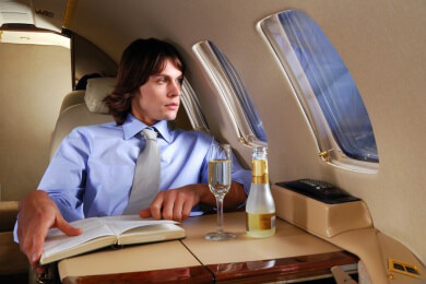 Vernetzt im Flugzeug - Handy und Internet an Bord